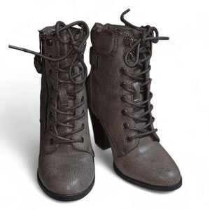 Daisy Fuentes Lace-Up Ankle Boots